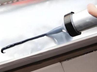 Polyurethane adhesives Polyurethane adhesives